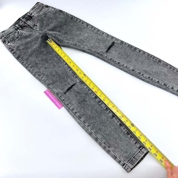 Blank NYC The Great Jones Skinny Jeans - Gray size 24 - Picture 5 of 13